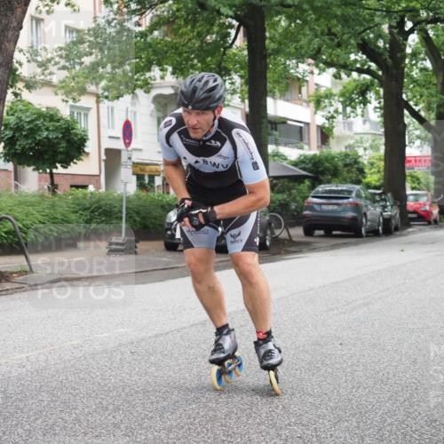 30.06.2024 - hella hamburg halbmarathon KatJ http://msf.ph/oto/6621209 30.06.2024 09:02:57 Laufen KM 15  meine-sportfotos.de