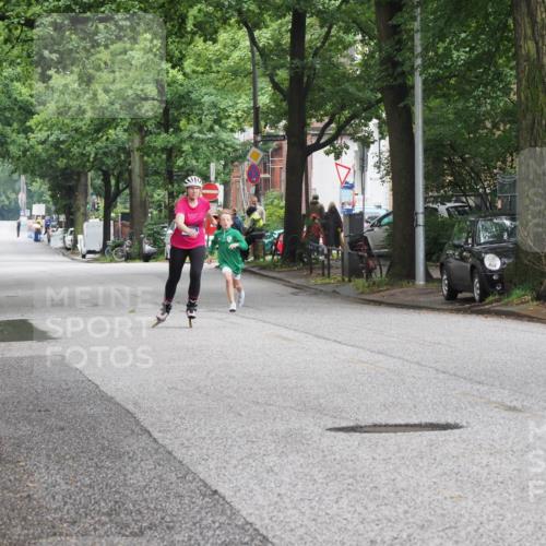 30.06.2024 - hella hamburg halbmarathon MichiJ http://msf.ph/oto/6621488 30.06.2024 09:10:34 Laufen KM 15  meine-sportfotos.de