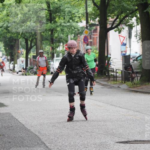 30.06.2024 - hella hamburg halbmarathon MichiJ http://msf.ph/oto/6622133 30.06.2024 09:20:28 Laufen KM 15  meine-sportfotos.de