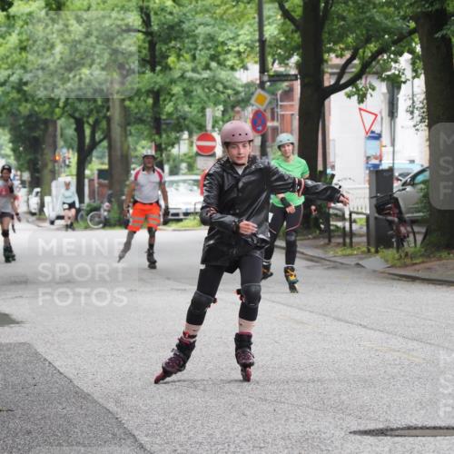 30.06.2024 - hella hamburg halbmarathon MichiJ http://msf.ph/oto/6622141 30.06.2024 09:20:28 Laufen KM 15  meine-sportfotos.de