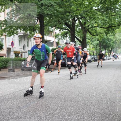 30.06.2024 - hella hamburg halbmarathon KatJ http://msf.ph/oto/6622347 30.06.2024 09:08:20 Laufen KM 15 4103 meine-sportfotos.de
