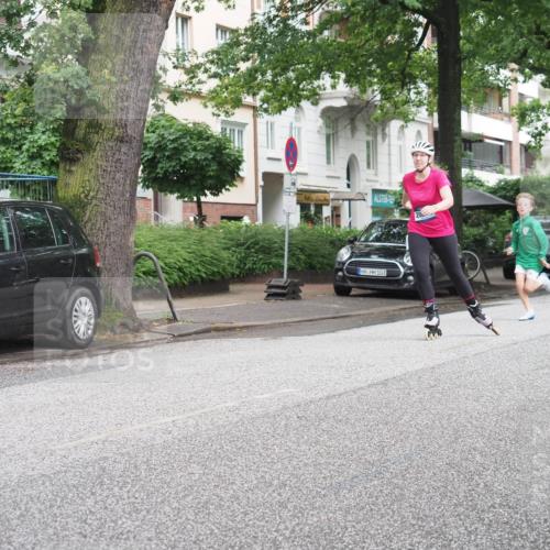 30.06.2024 - hella hamburg halbmarathon KatJ http://msf.ph/oto/6622928 30.06.2024 09:10:35 Laufen KM 15  meine-sportfotos.de