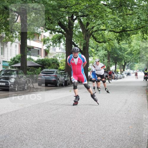 30.06.2024 - hella hamburg halbmarathon KatJ http://msf.ph/oto/6623074 30.06.2024 09:11:33 Laufen KM 15 103, 600, 60 meine-sportfotos.de