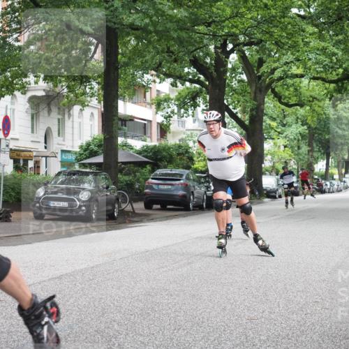 30.06.2024 - hella hamburg halbmarathon KatJ http://msf.ph/oto/6623110 30.06.2024 09:11:35 Laufen KM 15 103 meine-sportfotos.de