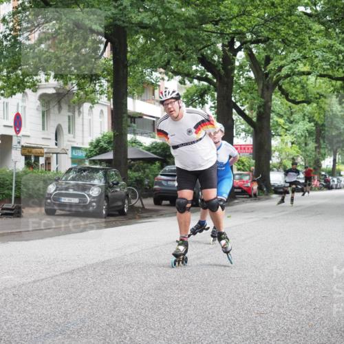 30.06.2024 - hella hamburg halbmarathon KatJ http://msf.ph/oto/6623121 30.06.2024 09:11:35 Laufen KM 15 103 meine-sportfotos.de