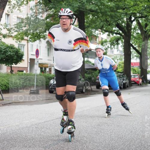 30.06.2024 - hella hamburg halbmarathon KatJ http://msf.ph/oto/6623129 30.06.2024 09:11:36 Laufen KM 15  meine-sportfotos.de