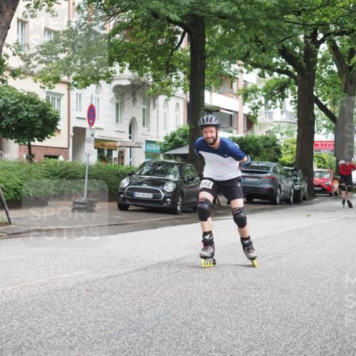 30.06.2024 - hella hamburg halbmarathon KatJ http://msf.ph/oto/6623171 30.06.2024 09:11:40 Laufen KM 15 103, 392 meine-sportfotos.de