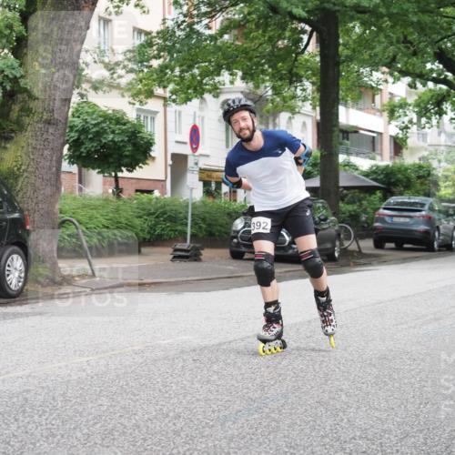 30.06.2024 - hella hamburg halbmarathon KatJ http://msf.ph/oto/6623176 30.06.2024 09:11:40 Laufen KM 15 392 meine-sportfotos.de