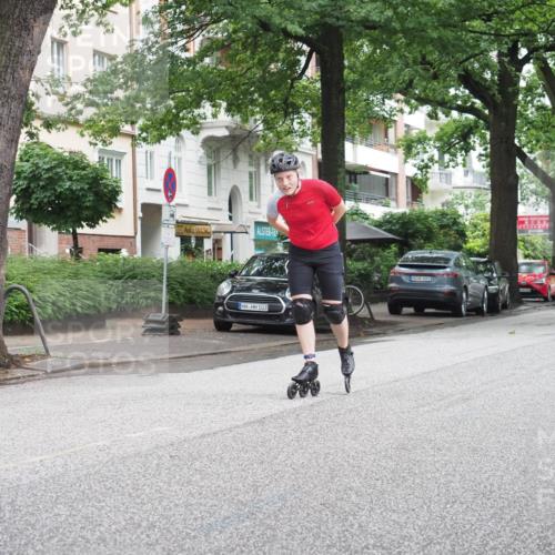 30.06.2024 - hella hamburg halbmarathon KatJ http://msf.ph/oto/6623200 30.06.2024 09:11:44 Laufen KM 15 103 meine-sportfotos.de