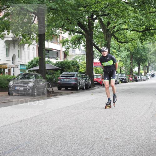30.06.2024 - hella hamburg halbmarathon KatJ http://msf.ph/oto/6623295 30.06.2024 09:12:13 Laufen KM 15 103, 600 meine-sportfotos.de
