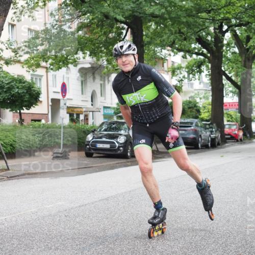 30.06.2024 - hella hamburg halbmarathon KatJ http://msf.ph/oto/6623333 30.06.2024 09:12:14 Laufen KM 15 103 meine-sportfotos.de