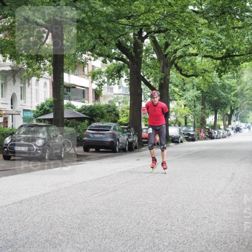 30.06.2024 - hella hamburg halbmarathon KatJ http://msf.ph/oto/6623336 30.06.2024 09:12:24 Laufen KM 15 103, 600 meine-sportfotos.de