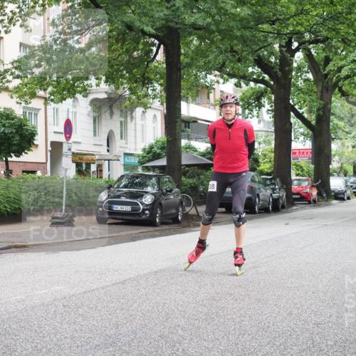 30.06.2024 - hella hamburg halbmarathon KatJ http://msf.ph/oto/6623361 30.06.2024 09:12:25 Laufen KM 15 103, 08 meine-sportfotos.de