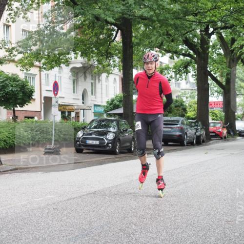30.06.2024 - hella hamburg halbmarathon KatJ http://msf.ph/oto/6623368 30.06.2024 09:12:25 Laufen KM 15 103, 18, 600 meine-sportfotos.de