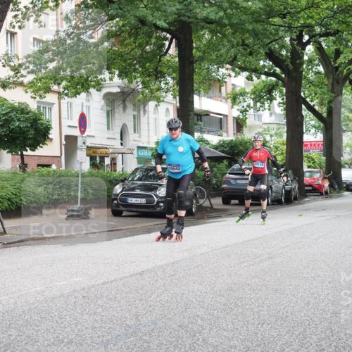 30.06.2024 - hella hamburg halbmarathon KatJ http://msf.ph/oto/6623410 30.06.2024 09:12:51 Laufen KM 15 103, 20042, 00, 600, 20128 meine-sportfotos.de
