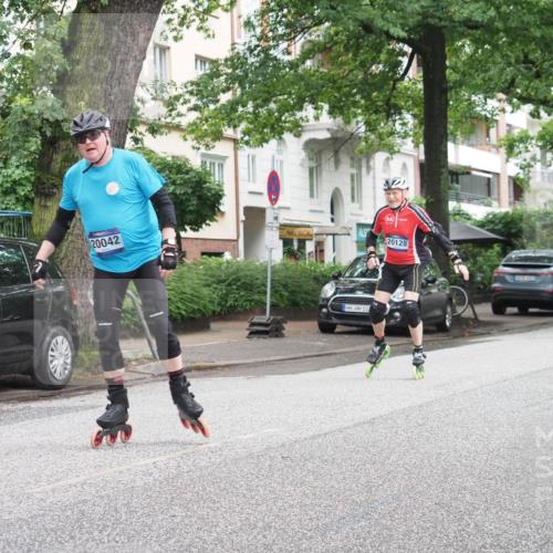 30.06.2024 - hella hamburg halbmarathon KatJ http://msf.ph/oto/6623429 30.06.2024 09:12:52 Laufen KM 15 20042, 20128, 102 meine-sportfotos.de