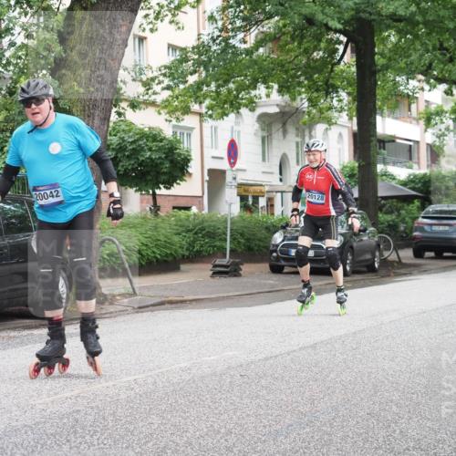30.06.2024 - hella hamburg halbmarathon KatJ http://msf.ph/oto/6623432 30.06.2024 09:12:53 Laufen KM 15 20042, 20128 meine-sportfotos.de