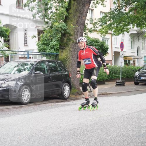 30.06.2024 - hella hamburg halbmarathon KatJ http://msf.ph/oto/6623448 30.06.2024 09:12:53 Laufen KM 15 165, 20128, 103 meine-sportfotos.de