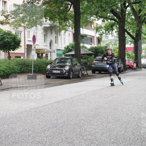 30.06.2024 - hella hamburg halbmarathon KatJ http://msf.ph/oto/6623457 30.06.2024 09:13:13 Laufen KM 15 103, 00, 600, 20 meine-sportfotos.de