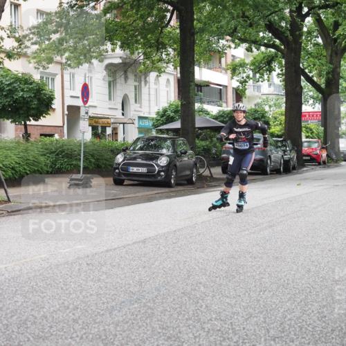 30.06.2024 - hella hamburg halbmarathon KatJ http://msf.ph/oto/6623472 30.06.2024 09:13:13 Laufen KM 15 103, 20074 meine-sportfotos.de