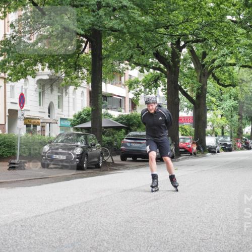 30.06.2024 - hella hamburg halbmarathon KatJ http://msf.ph/oto/6623511 30.06.2024 09:13:19 Laufen KM 15 103, 600 meine-sportfotos.de