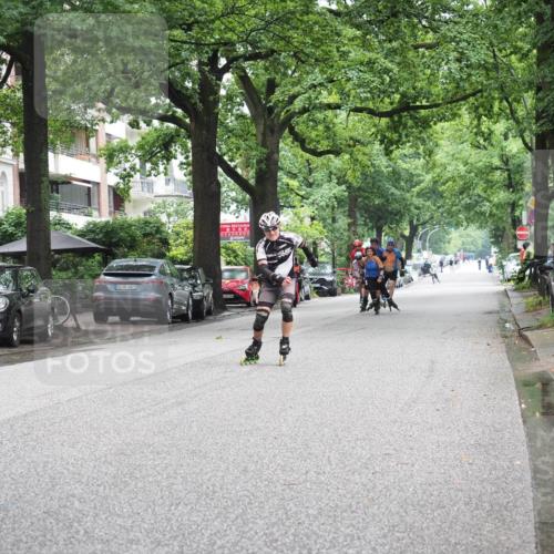 30.06.2024 - hella hamburg halbmarathon KatJ http://msf.ph/oto/6623566 30.06.2024 09:13:29 Laufen KM 15 103, 600 meine-sportfotos.de
