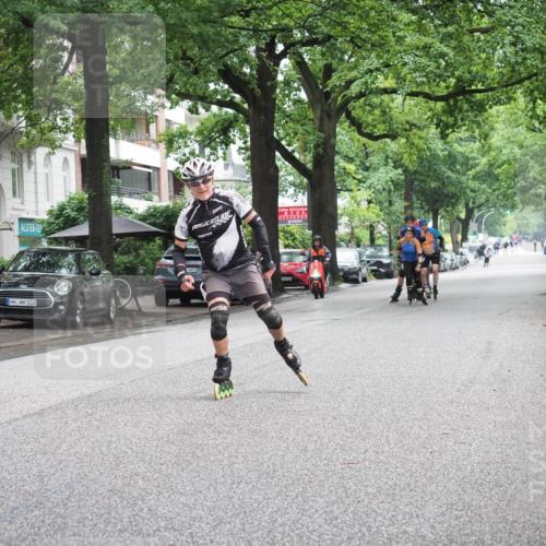 30.06.2024 - hella hamburg halbmarathon KatJ http://msf.ph/oto/6623584 30.06.2024 09:13:30 Laufen KM 15 103, 600 meine-sportfotos.de
