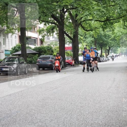 30.06.2024 - hella hamburg halbmarathon KatJ http://msf.ph/oto/6623601 30.06.2024 09:13:31 Laufen KM 15 103, 00, 600 meine-sportfotos.de