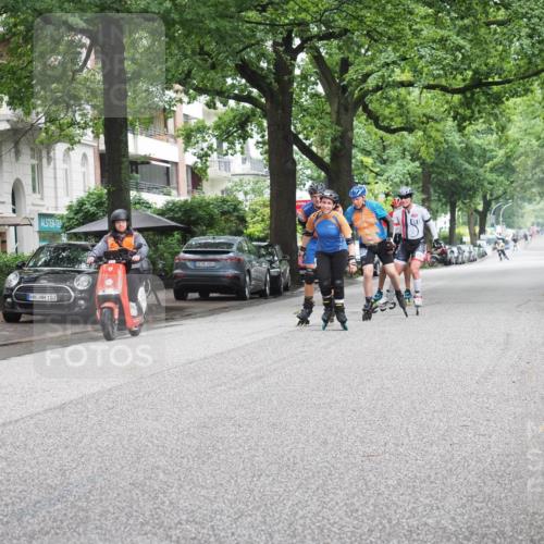 30.06.2024 - hella hamburg halbmarathon KatJ http://msf.ph/oto/6623629 30.06.2024 09:13:32 Laufen KM 15 103, 00, 600 meine-sportfotos.de