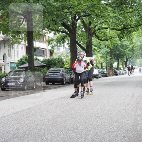 30.06.2024 - hella hamburg halbmarathon KatJ http://msf.ph/oto/6623726 30.06.2024 09:13:51 Laufen KM 15 103, 600 meine-sportfotos.de
