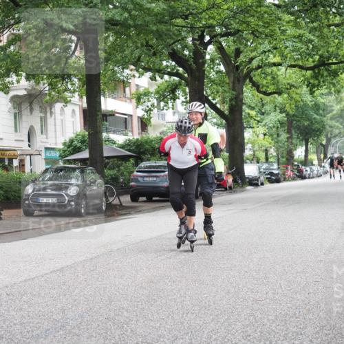 30.06.2024 - hella hamburg halbmarathon KatJ http://msf.ph/oto/6623738 30.06.2024 09:13:52 Laufen KM 15 103, 00, 600 meine-sportfotos.de