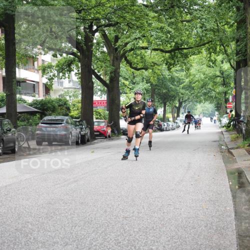 30.06.2024 - hella hamburg halbmarathon KatJ http://msf.ph/oto/6623795 30.06.2024 09:14:00 Laufen KM 15 103, 600 meine-sportfotos.de