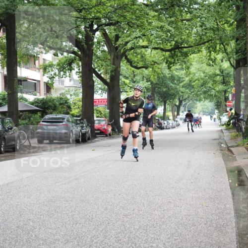 30.06.2024 - hella hamburg halbmarathon KatJ http://msf.ph/oto/6623802 30.06.2024 09:14:00 Laufen KM 15 103, 00, 600 meine-sportfotos.de