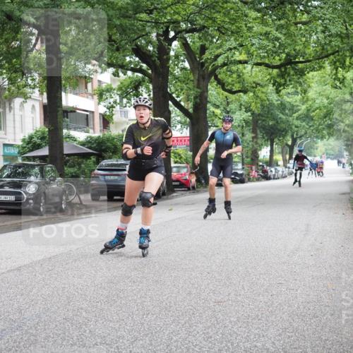 30.06.2024 - hella hamburg halbmarathon KatJ http://msf.ph/oto/6623827 30.06.2024 09:14:01 Laufen KM 15 103, 3009, 200 meine-sportfotos.de