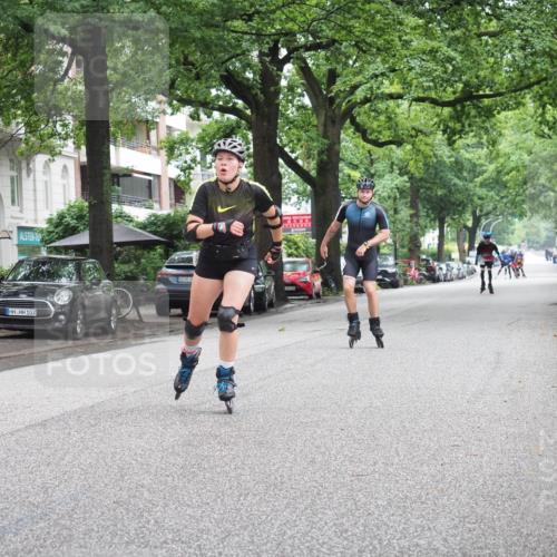 30.06.2024 - hella hamburg halbmarathon KatJ http://msf.ph/oto/6623831 30.06.2024 09:14:01 Laufen KM 15 103, 60 meine-sportfotos.de