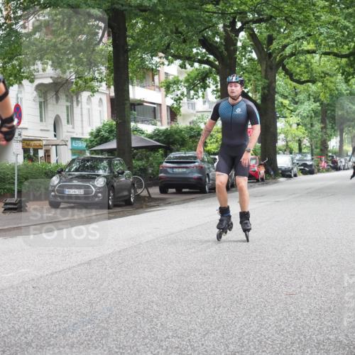30.06.2024 - hella hamburg halbmarathon KatJ http://msf.ph/oto/6623850 30.06.2024 09:14:02 Laufen KM 15 103, 600 meine-sportfotos.de