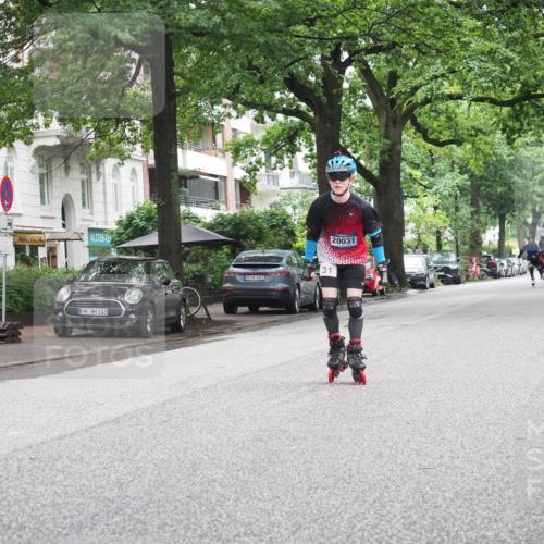 30.06.2024 - hella hamburg halbmarathon KatJ http://msf.ph/oto/6623890 30.06.2024 09:14:07 Laufen KM 15 103, 00, 600, 31, 20031 meine-sportfotos.de