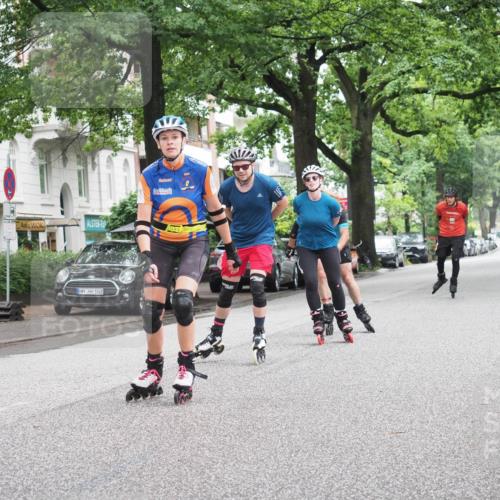 30.06.2024 - hella hamburg halbmarathon KatJ http://msf.ph/oto/6623970 30.06.2024 09:14:16 Laufen KM 15 103 meine-sportfotos.de