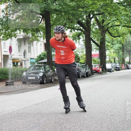 30.06.2024 - hella hamburg halbmarathon KatJ http://msf.ph/oto/6624010 30.06.2024 09:14:19 Laufen KM 15 103 meine-sportfotos.de