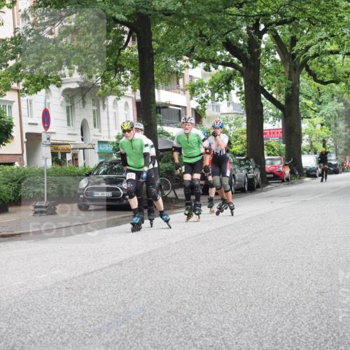 30.06.2024 - hella hamburg halbmarathon KatJ http://msf.ph/oto/6624125 30.06.2024 09:15:02 Laufen KM 15 103, 57 meine-sportfotos.de