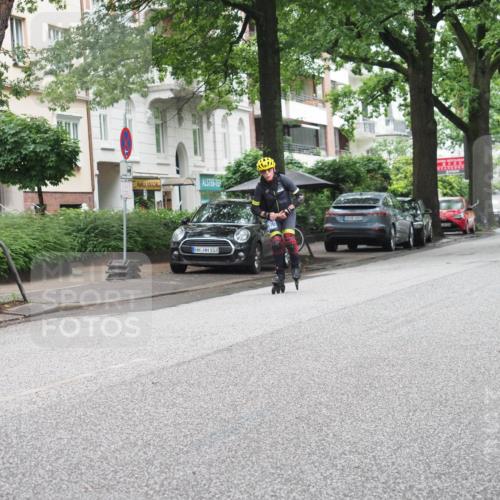 30.06.2024 - hella hamburg halbmarathon KatJ http://msf.ph/oto/6624180 30.06.2024 09:15:08 Laufen KM 15 103, 070 meine-sportfotos.de