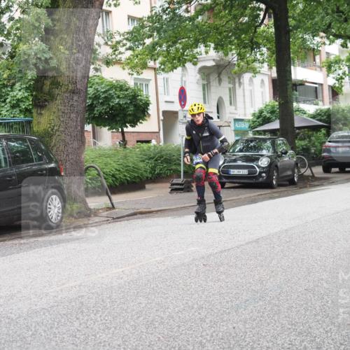 30.06.2024 - hella hamburg halbmarathon KatJ http://msf.ph/oto/6624190 30.06.2024 09:15:09 Laufen KM 15 070, 103 meine-sportfotos.de
