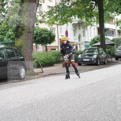 30.06.2024 - hella hamburg halbmarathon KatJ http://msf.ph/oto/6624196 30.06.2024 09:15:09 Laufen KM 15 34, 103, 30, 600 meine-sportfotos.de