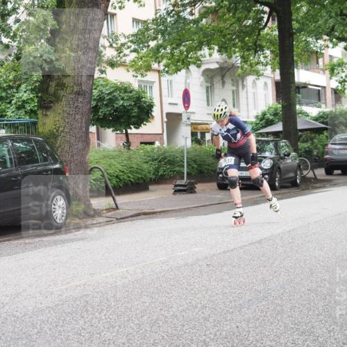 30.06.2024 - hella hamburg halbmarathon KatJ http://msf.ph/oto/6624227 30.06.2024 09:15:12 Laufen KM 15 37, 103 meine-sportfotos.de
