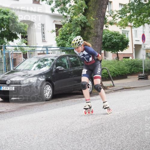 30.06.2024 - hella hamburg halbmarathon KatJ http://msf.ph/oto/6624246 30.06.2024 09:15:13 Laufen KM 15 165, 37, 103 meine-sportfotos.de