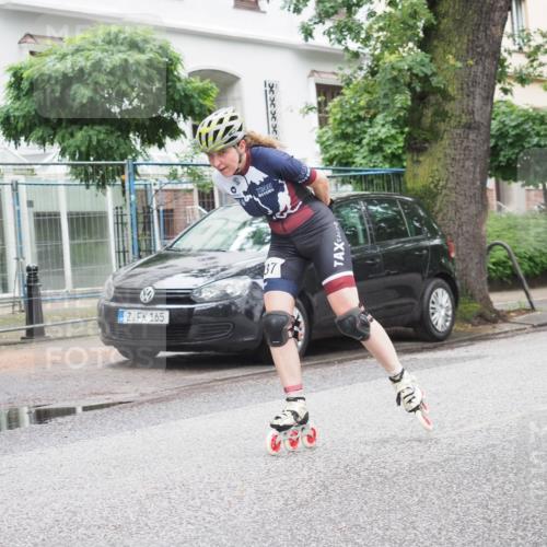 30.06.2024 - hella hamburg halbmarathon KatJ http://msf.ph/oto/6624253 30.06.2024 09:15:14 Laufen KM 15 165, 37 meine-sportfotos.de