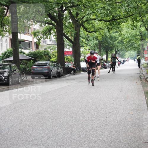 30.06.2024 - hella hamburg halbmarathon KatJ http://msf.ph/oto/6624394 30.06.2024 09:16:59 Laufen KM 15 103, 600 meine-sportfotos.de