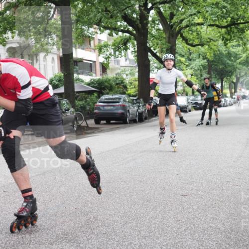 30.06.2024 - hella hamburg halbmarathon KatJ http://msf.ph/oto/6624439 30.06.2024 09:17:02 Laufen KM 15  meine-sportfotos.de