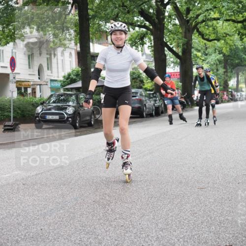 30.06.2024 - hella hamburg halbmarathon KatJ http://msf.ph/oto/6624452 30.06.2024 09:17:03 Laufen KM 15 103 meine-sportfotos.de