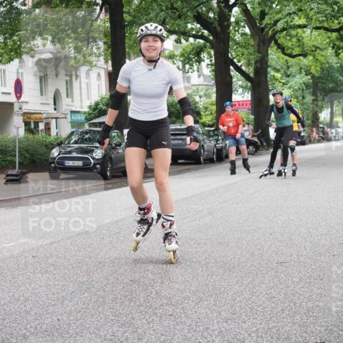 30.06.2024 - hella hamburg halbmarathon KatJ http://msf.ph/oto/6624456 30.06.2024 09:17:03 Laufen KM 15 103 meine-sportfotos.de